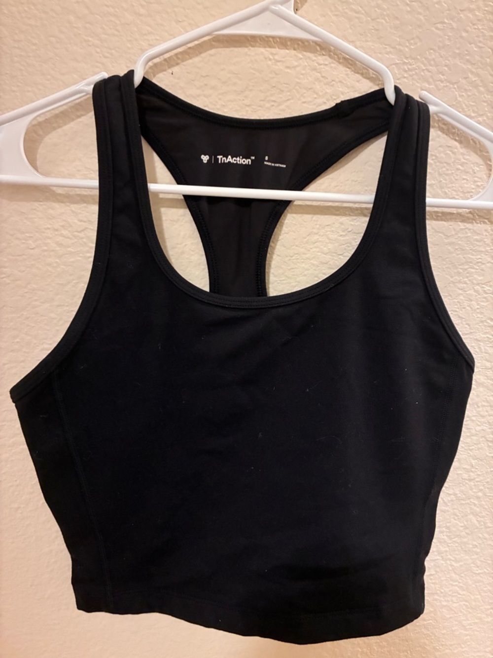 Aritzia Black Racerback Crop Tank Top - Picture 2 of 4